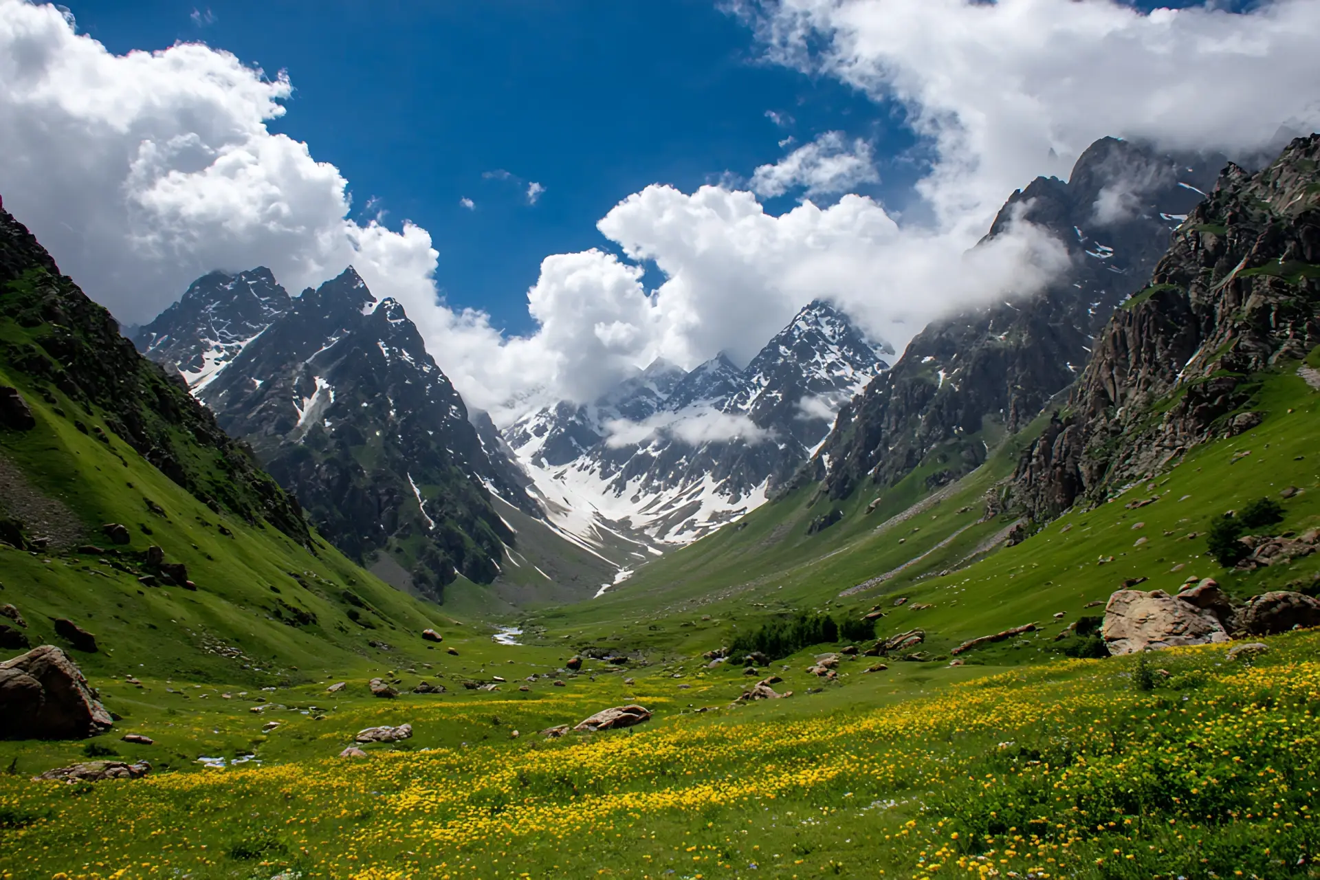 Dayara Bugyal Trek